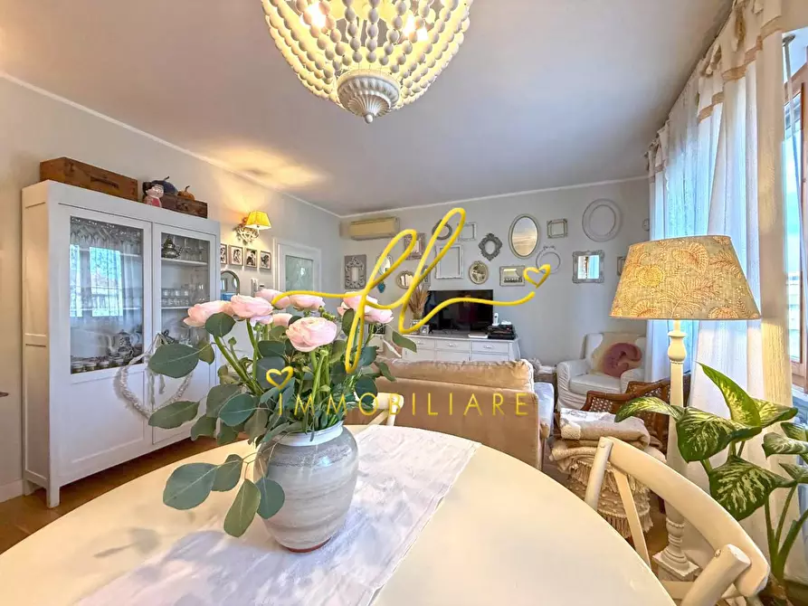 Immagine 7 di Appartamento in vendita  a Cecina