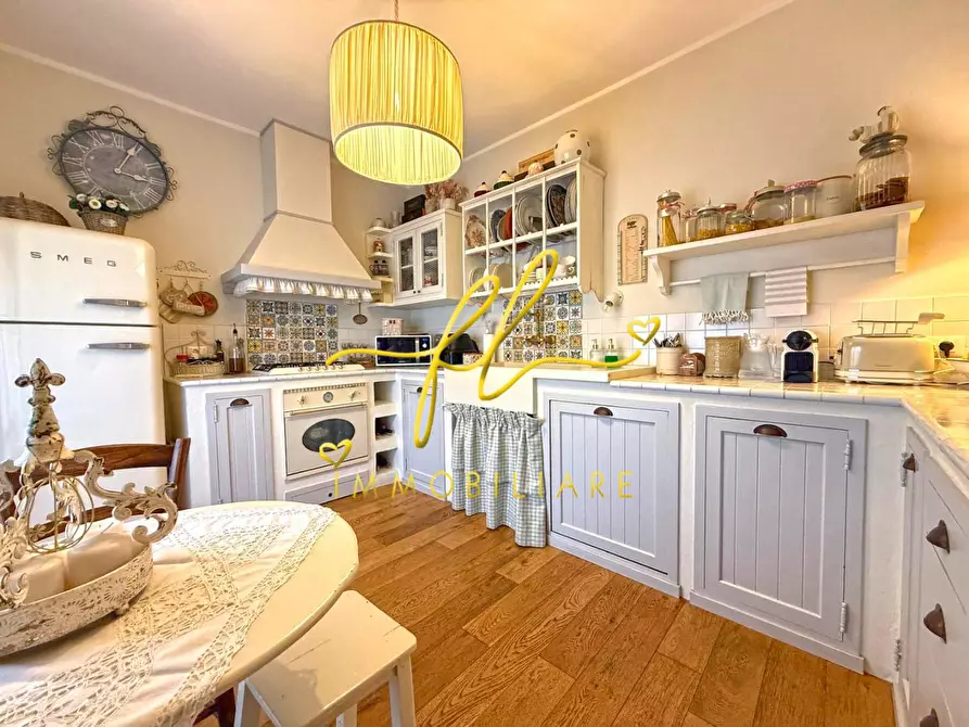 Immagine 12 di Appartamento in vendita  a Cecina