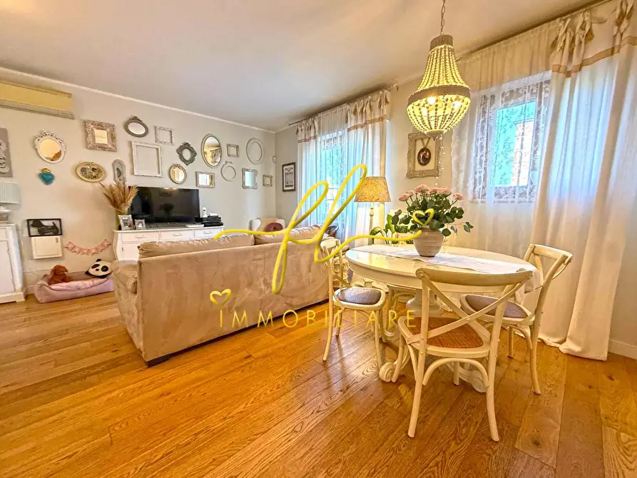 Immagine 5 di Appartamento in vendita  a Cecina