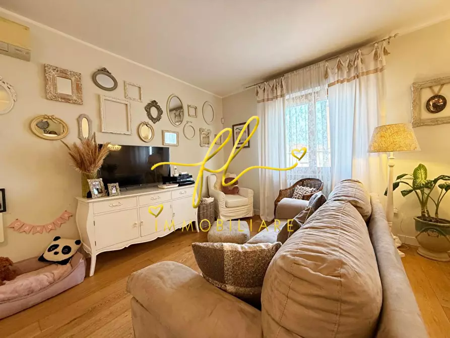 Immagine 8 di Appartamento in vendita  a Cecina