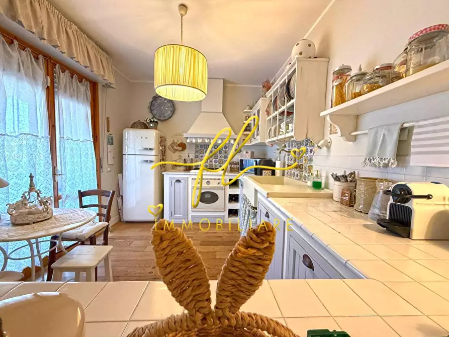 Immagine 15 di Appartamento in vendita  a Cecina