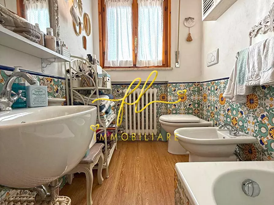 Immagine 31 di Appartamento in vendita  a Cecina