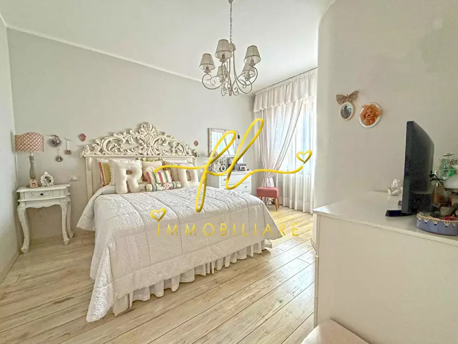 Immagine 19 di Appartamento in vendita  a Cecina