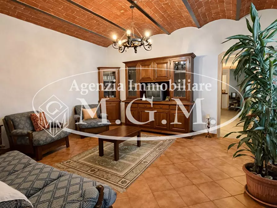 Immagine 9 di Casa colonica in vendita  a Vicopisano