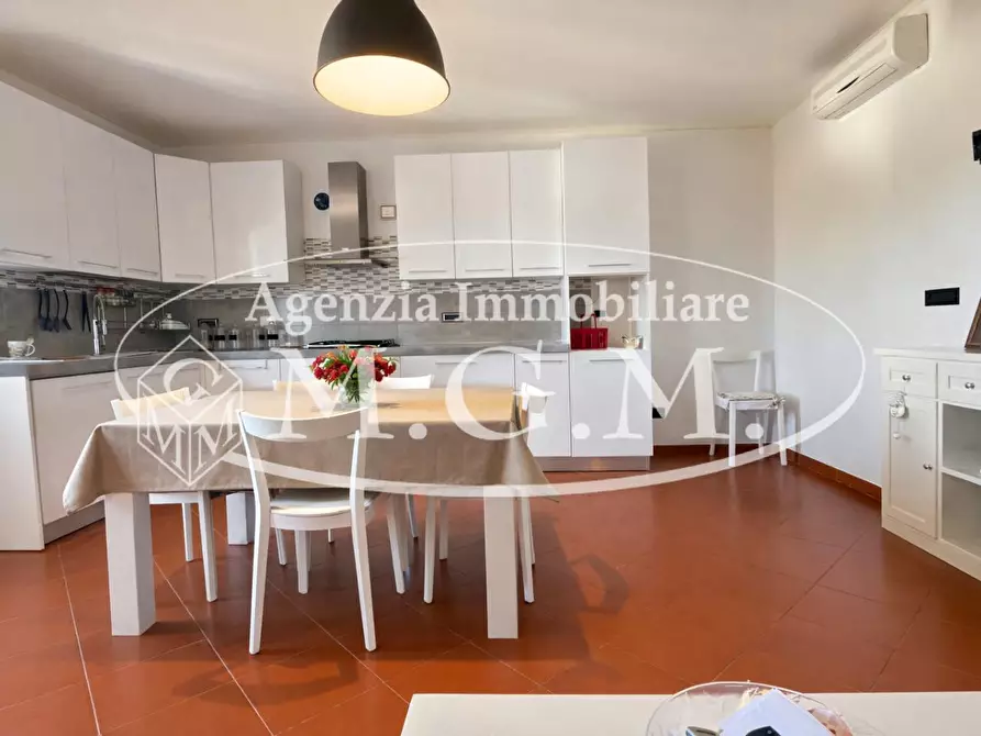 Immagine 23 di Casa colonica in vendita  a Vicopisano