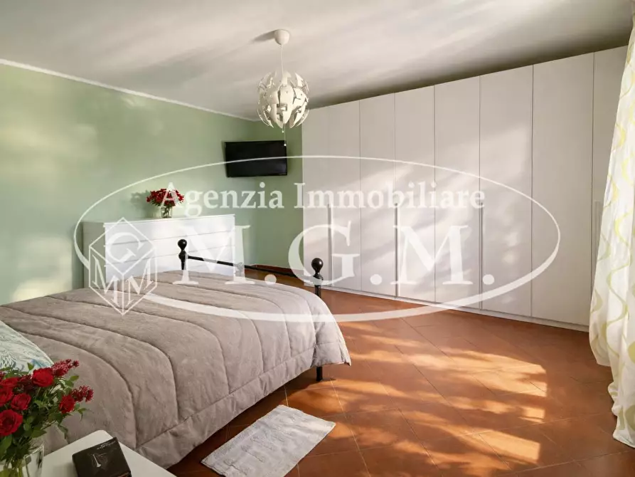 Immagine 25 di Casa colonica in vendita  a Vicopisano