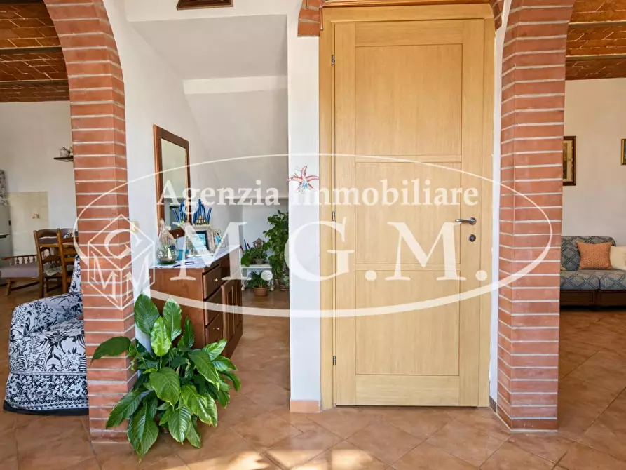 Immagine 6 di Casa colonica in vendita  a Vicopisano