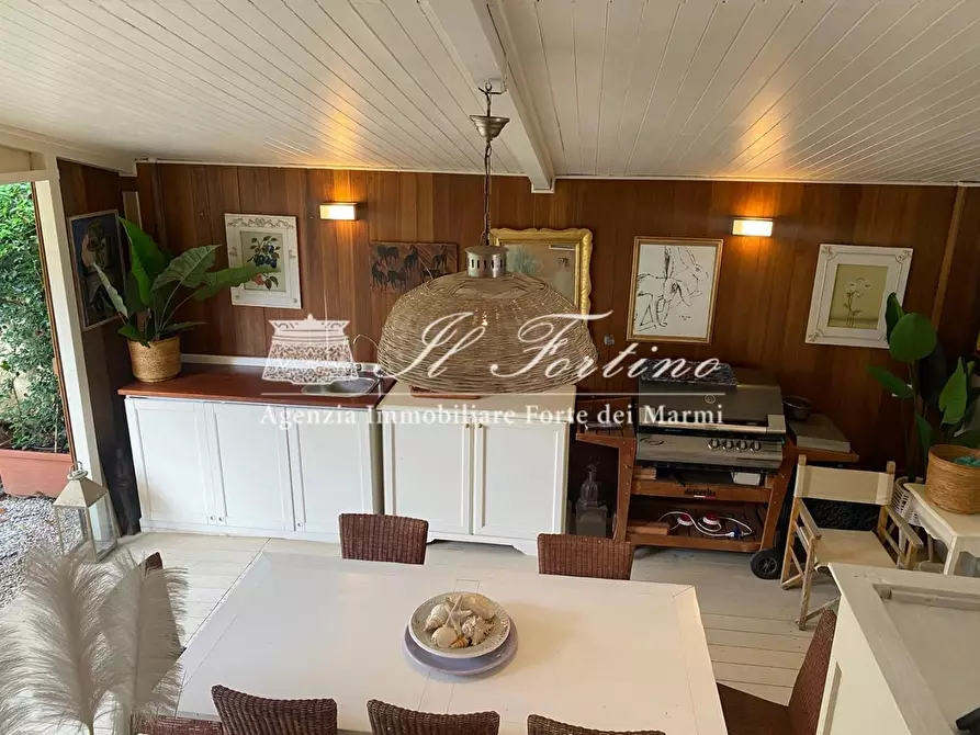 Immagine 4 di Casa indipendente in affitto  a Forte Dei Marmi