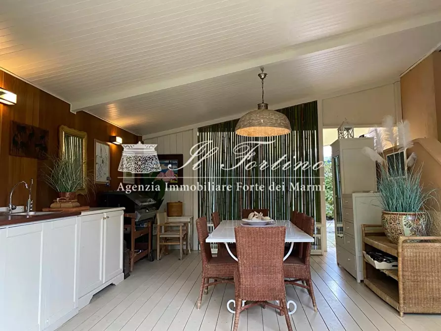 Immagine 5 di Casa indipendente in affitto  a Forte Dei Marmi