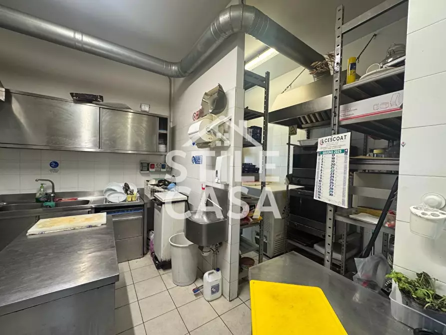 Immagine 18 di Bar / Ristorante in vendita  a Montecatini Terme