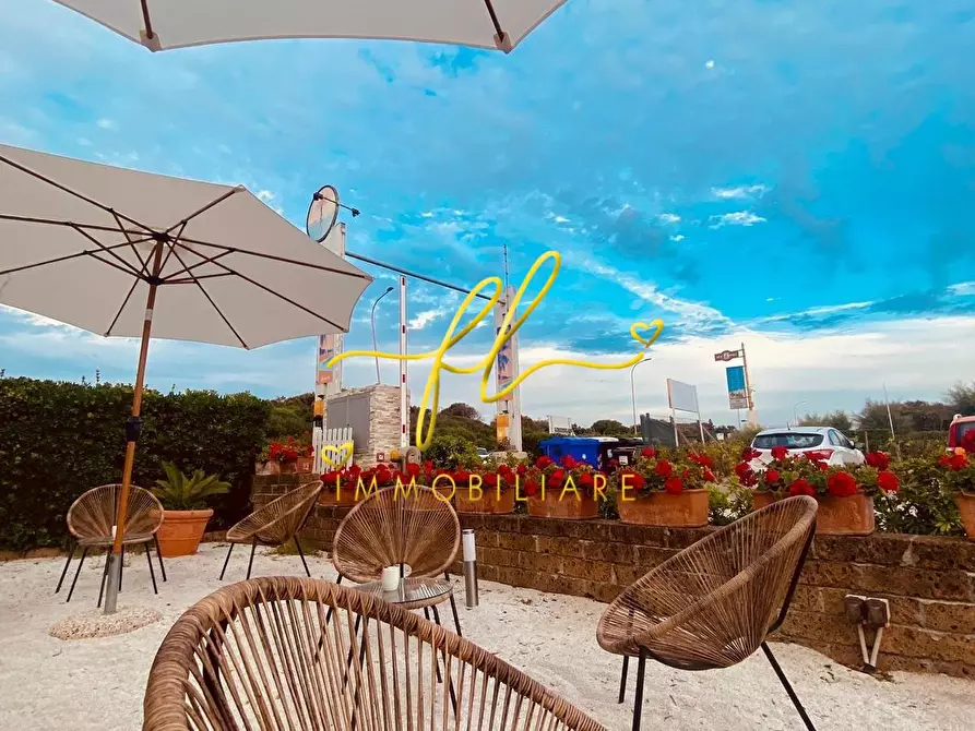 Immagine 39 di Attività commerciale in vendita  a Pisa