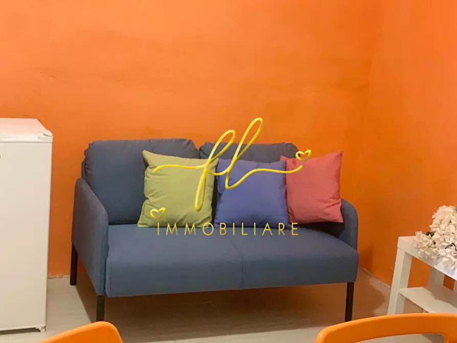 Immagine 33 di Attività commerciale in vendita  a Pisa