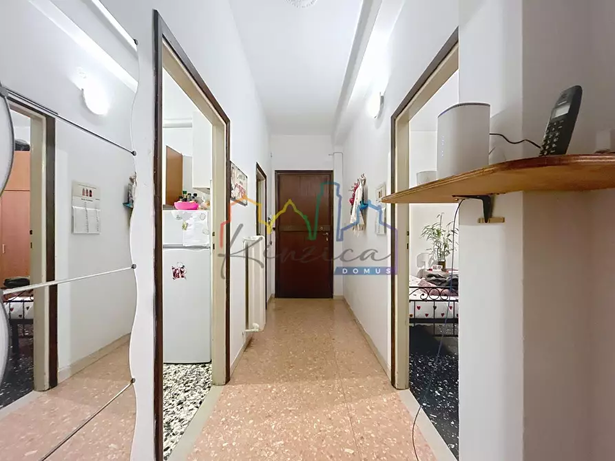 Immagine 12 di Appartamento in vendita  a Pisa