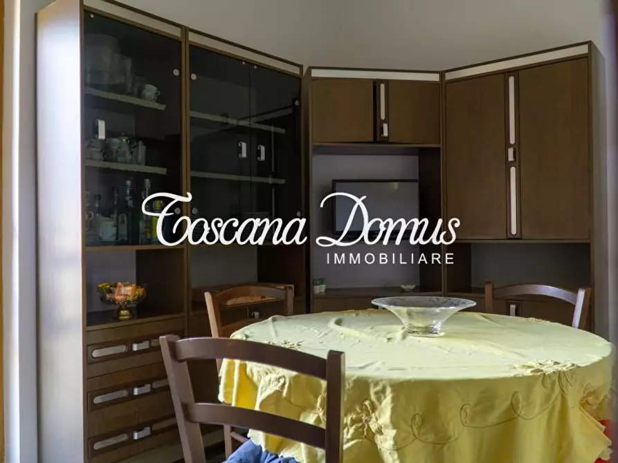 Immagine 11 di Appartamento in vendita  a Siena