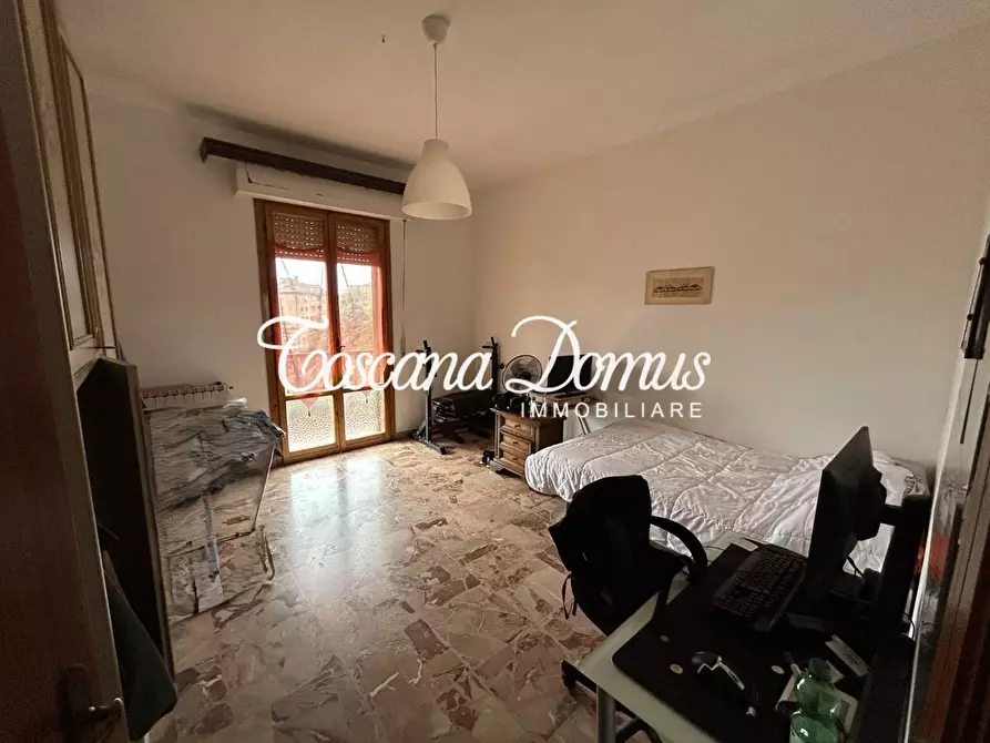 Immagine 20 di Appartamento in vendita  a Siena