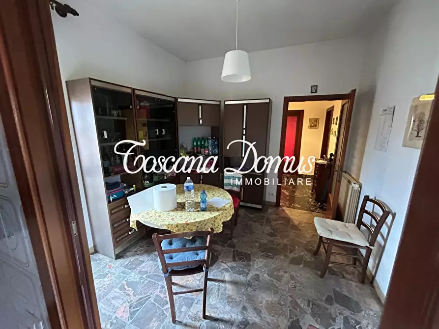 Immagine 18 di Appartamento in vendita  a Siena