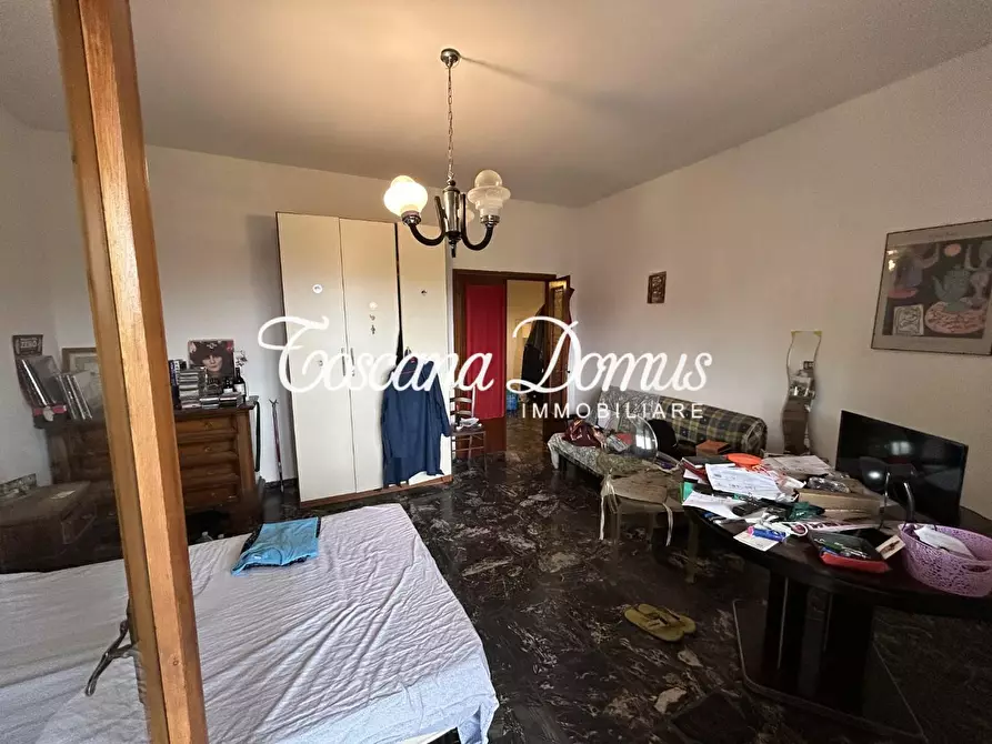 Immagine 3 di Appartamento in vendita  a Siena