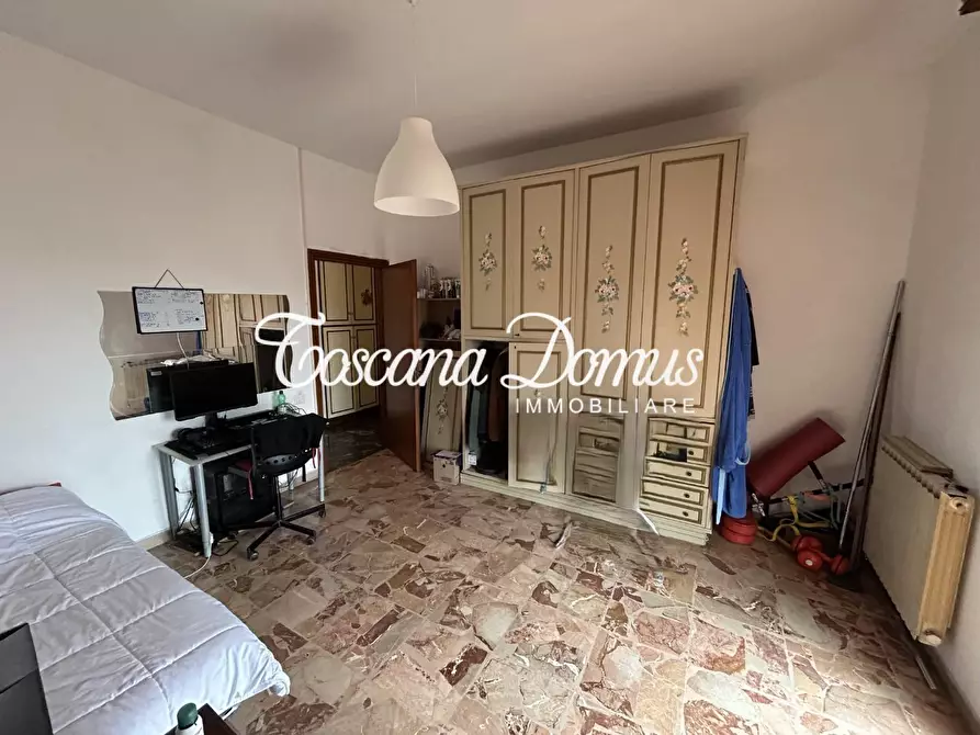 Immagine 22 di Appartamento in vendita  a Siena