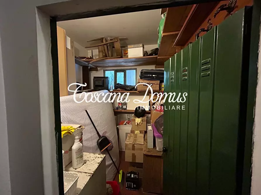 Immagine 32 di Appartamento in vendita  a Siena