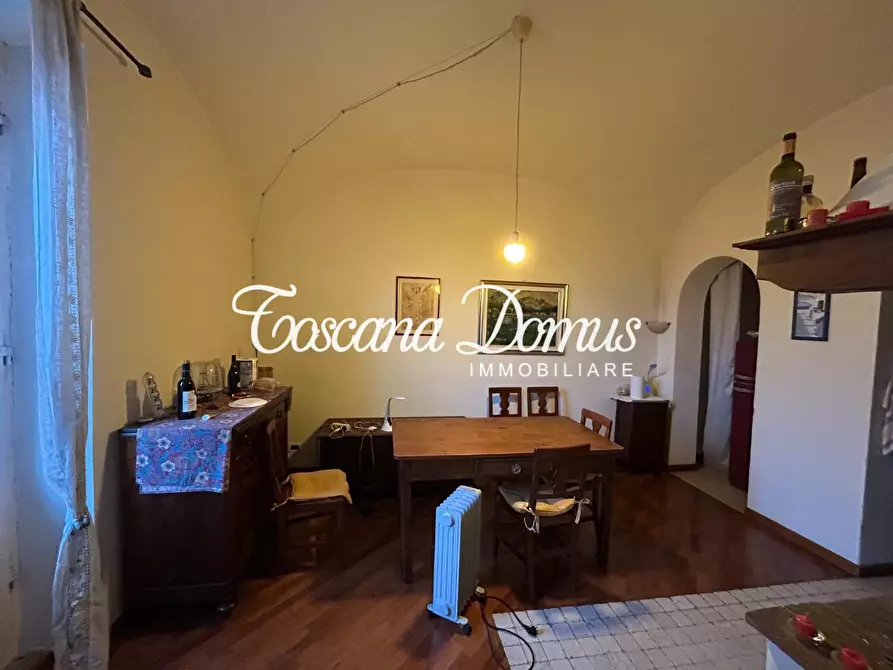 Immagine 5 di Appartamento in vendita  a Siena