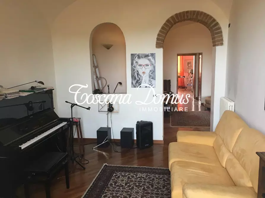 Immagine 6 di Appartamento in vendita  a Siena