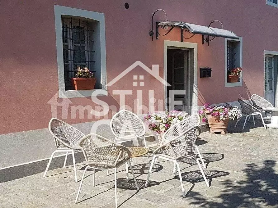 Immagine 7 di Casa colonica in vendita  a Altopascio