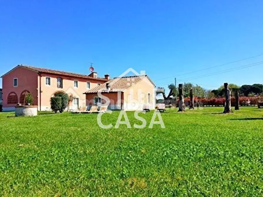 Immagine 4 di Casa colonica in vendita  a Altopascio