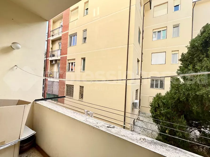 Immagine 16 di Appartamento in vendita  a Pisa