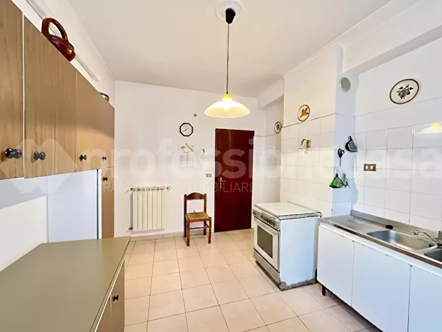 Immagine 8 di Appartamento in vendita  a Pisa