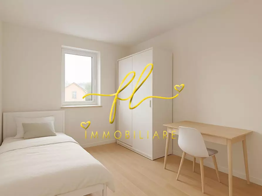 Immagine 5 di Appartamento in vendita  a Cecina