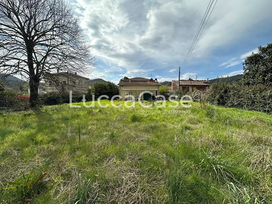 Immagine 30 di Villa in vendita  a Lucca