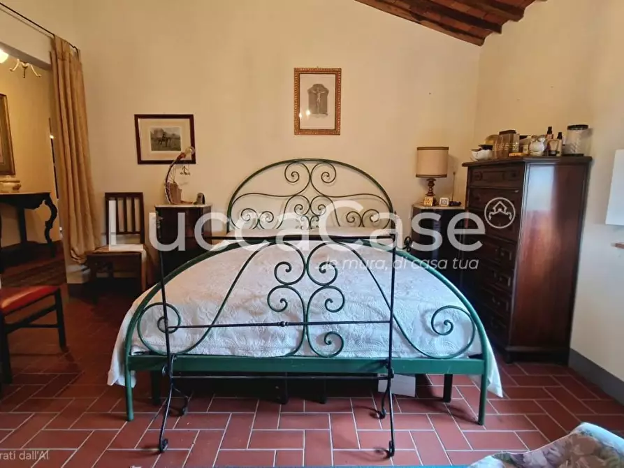 Immagine 23 di Villa in vendita  a Lucca