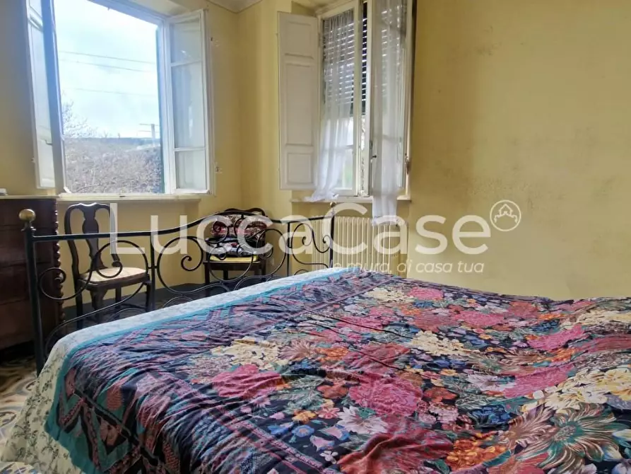 Immagine 13 di Villa in vendita  a Lucca