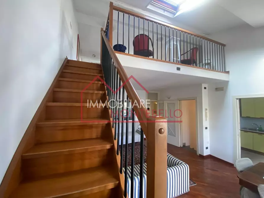 Immagine 28 di Villa in vendita  a Viareggio