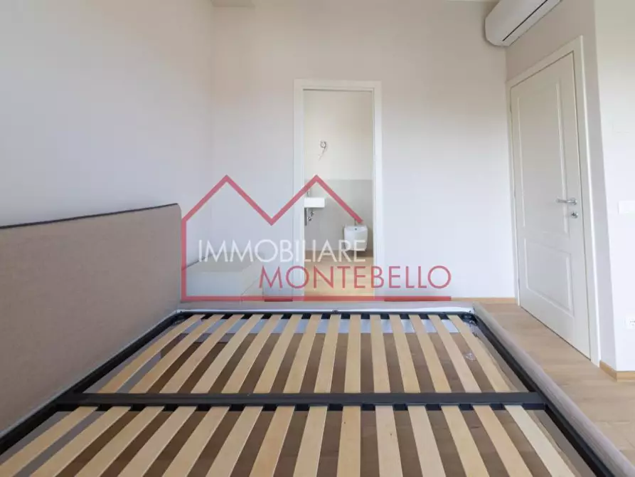 Immagine 8 di Appartamento in vendita  a Camaiore