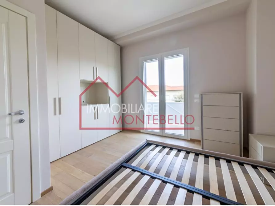 Immagine 7 di Appartamento in vendita  a Camaiore