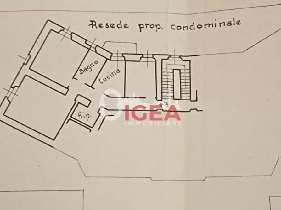 Immagine 24 di Appartamento in vendita  a Siena