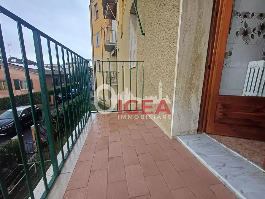 Immagine 22 di Appartamento in vendita  a Siena