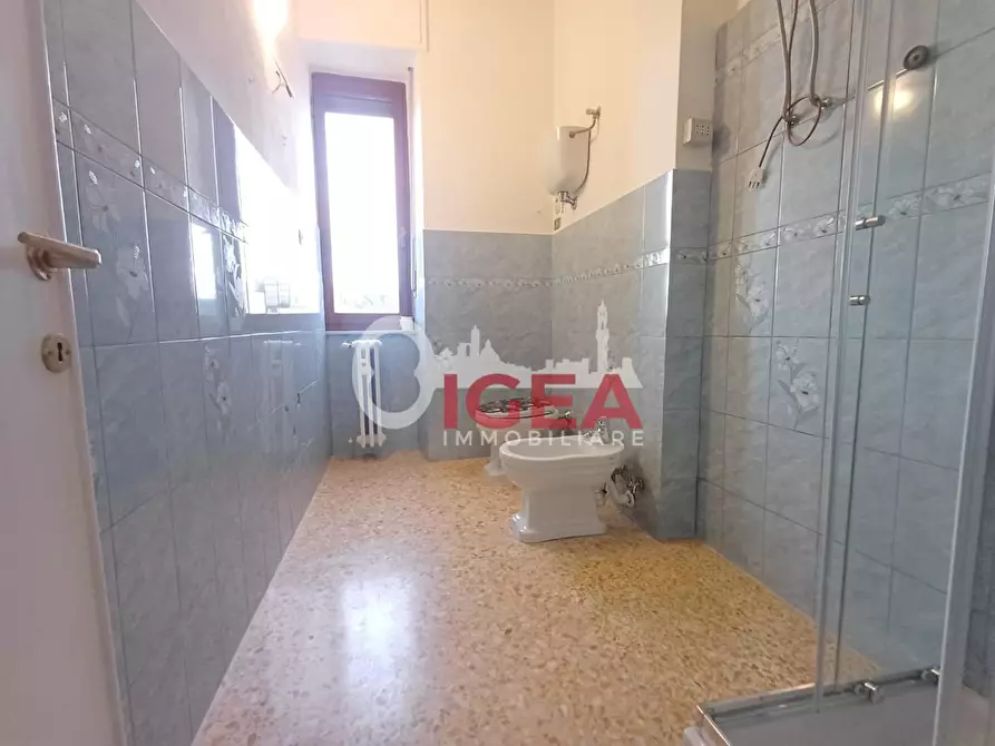 Immagine 16 di Appartamento in vendita  a Siena