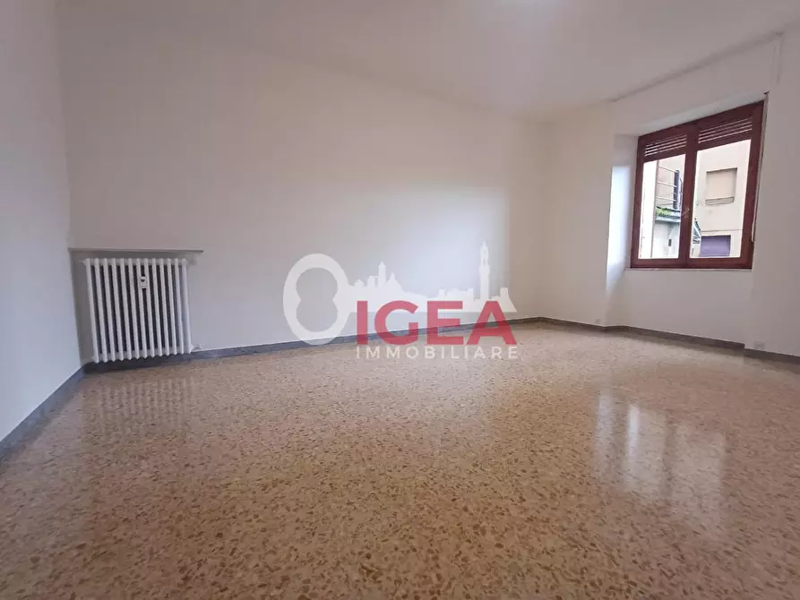 Immagine 8 di Appartamento in vendita  a Siena