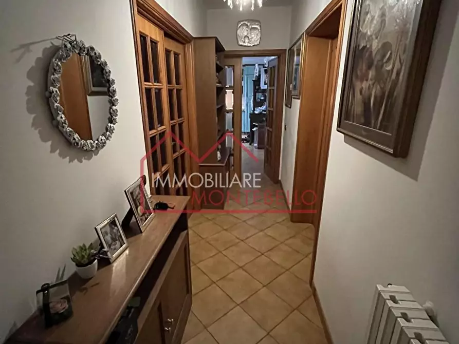 Immagine 16 di Casa indipendente in vendita  a Camaiore