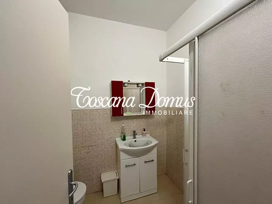 Immagine 14 di Appartamento in vendita  a Siena