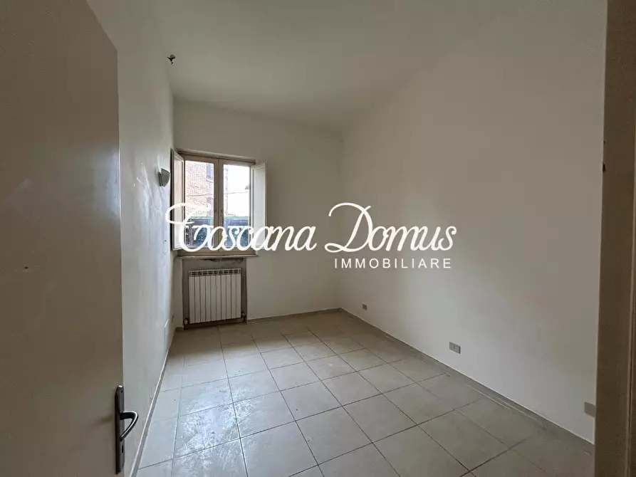 Immagine 18 di Appartamento in vendita  a Siena