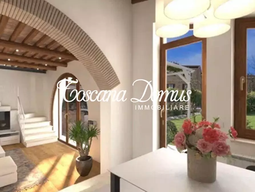 Immagine 4 di Appartamento in vendita  a Siena