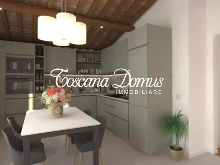 Immagine 5 di Appartamento in vendita  a Siena