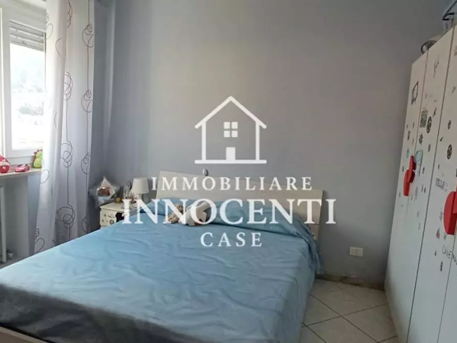 Immagine 21 di Appartamento in vendita  a Massa