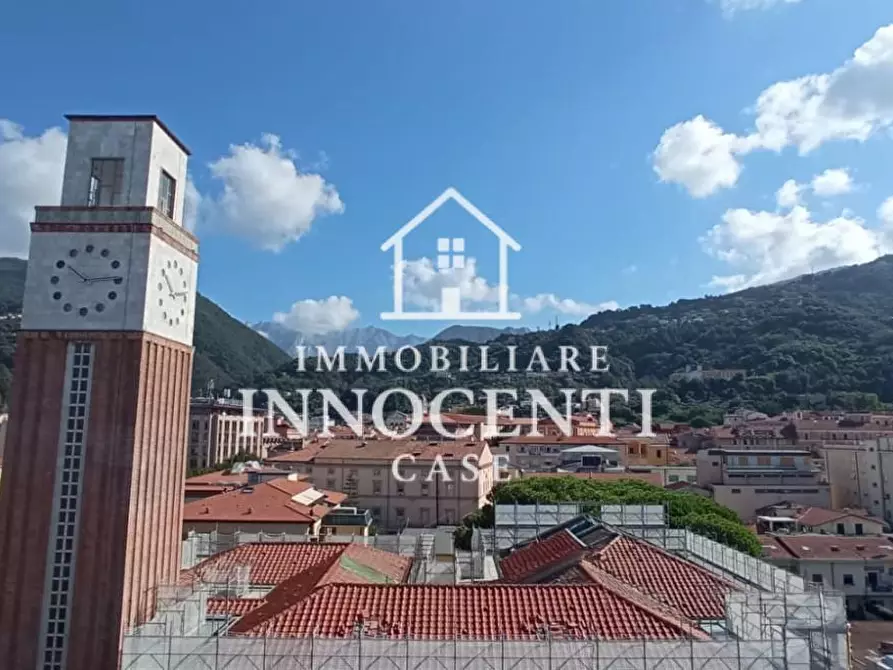 Immagine 5 di Appartamento in vendita  a Massa