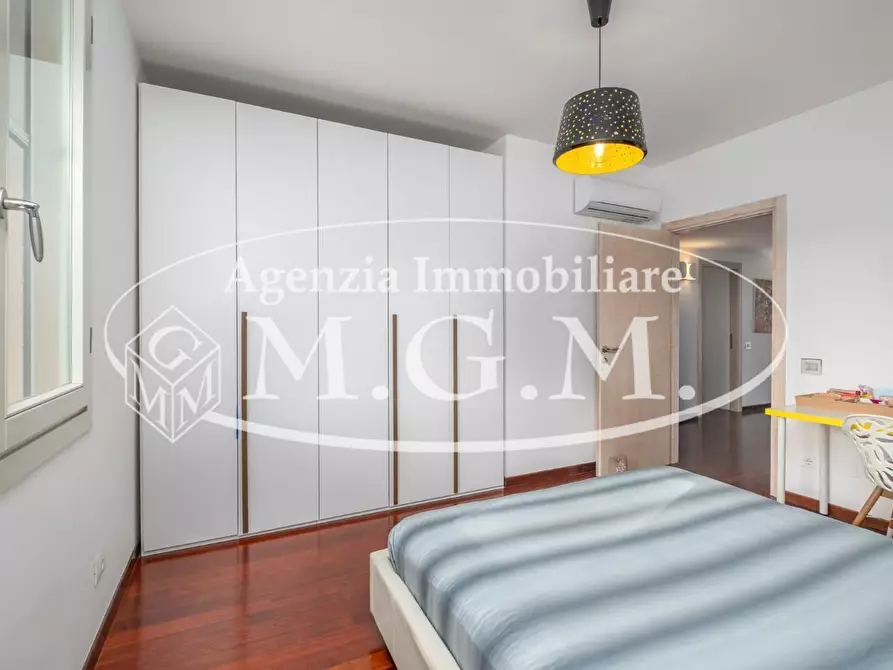 Immagine 53 di Casa bifamiliare in vendita  a Bientina