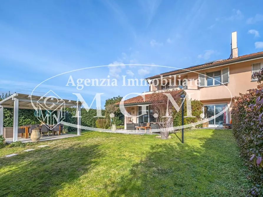 Immagine 16 di Casa bifamiliare in vendita  a Bientina