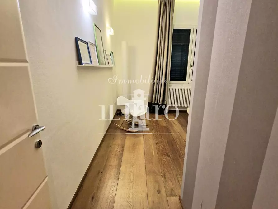 Immagine 17 di Appartamento in vendita  a Campi Bisenzio